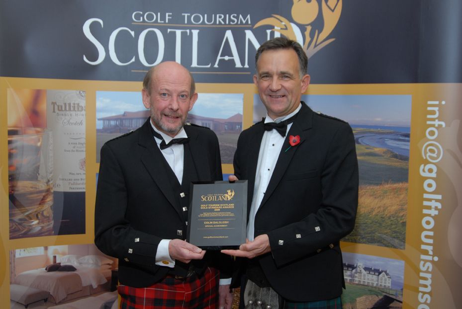 Nick Hunter (left), Chairman of Golf Tourism Scotland presents Colin Dalgleish, Co Founding Director of PerryGolf, with the Special Achievement Award November 5, 2009 at Turnberry Resort.