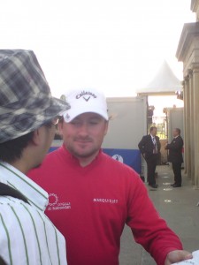 Despite shooting a 3rd round 76, US Open Champion Graeme McDowell was happy to sign autographs.