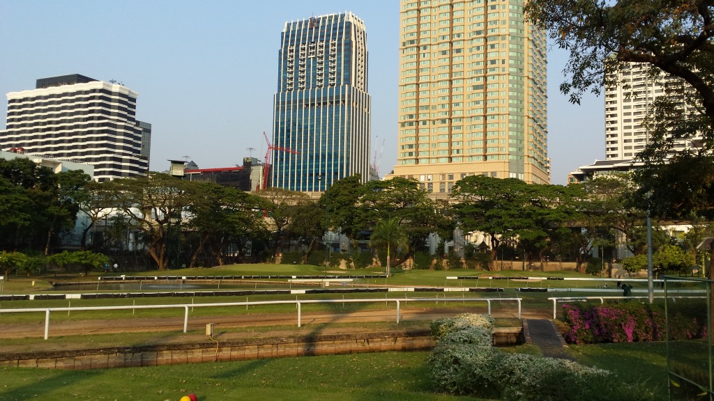 Luxury Golf Course in Bangkok, Thailand