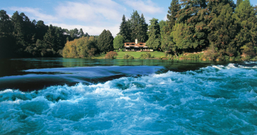 Huka Lodge - exterior 