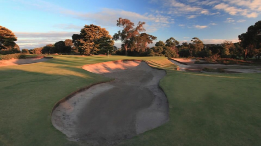 Victoria Golf Club by Gary Lisbon