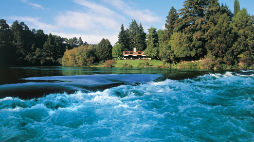 Huka Lodge - exterior 