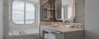 Junior Grand Suite
