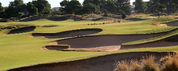 Glenelg Golf Club by Gary Lisbon