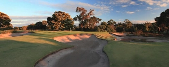 Victoria Golf Club by Gary Lisbon