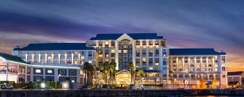 Table Bay Hotel