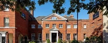 Sir Christopher Wren Hotel - Exterior