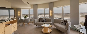 Park Royal Melbourne Airport - room