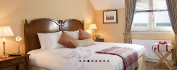 The Ugadale Cottages - room