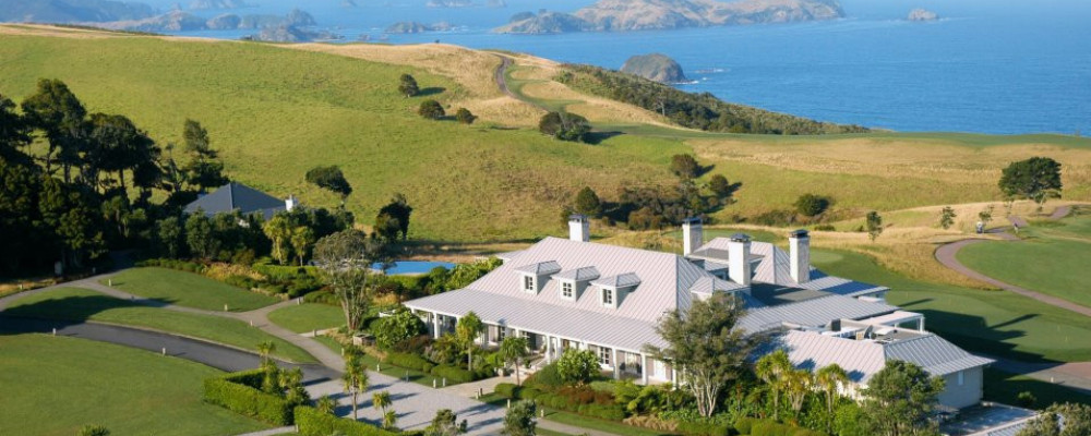 Kauri Cliffs - aerial 