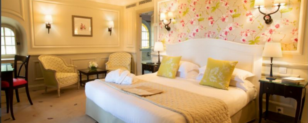 Le Mas Candille - bedroom 