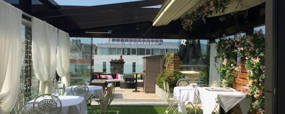 Merchant - roof garden