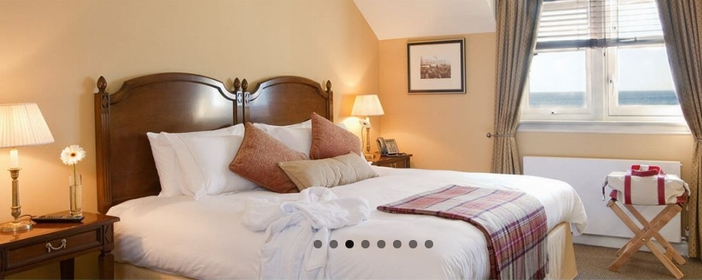 The Ugadale Cottages - room