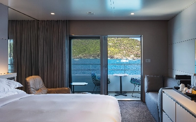 Balcony Suite 2