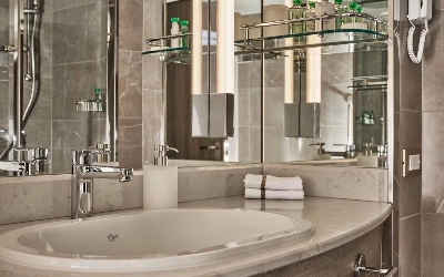 Classic Veranda Suite