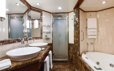 Silver Suite