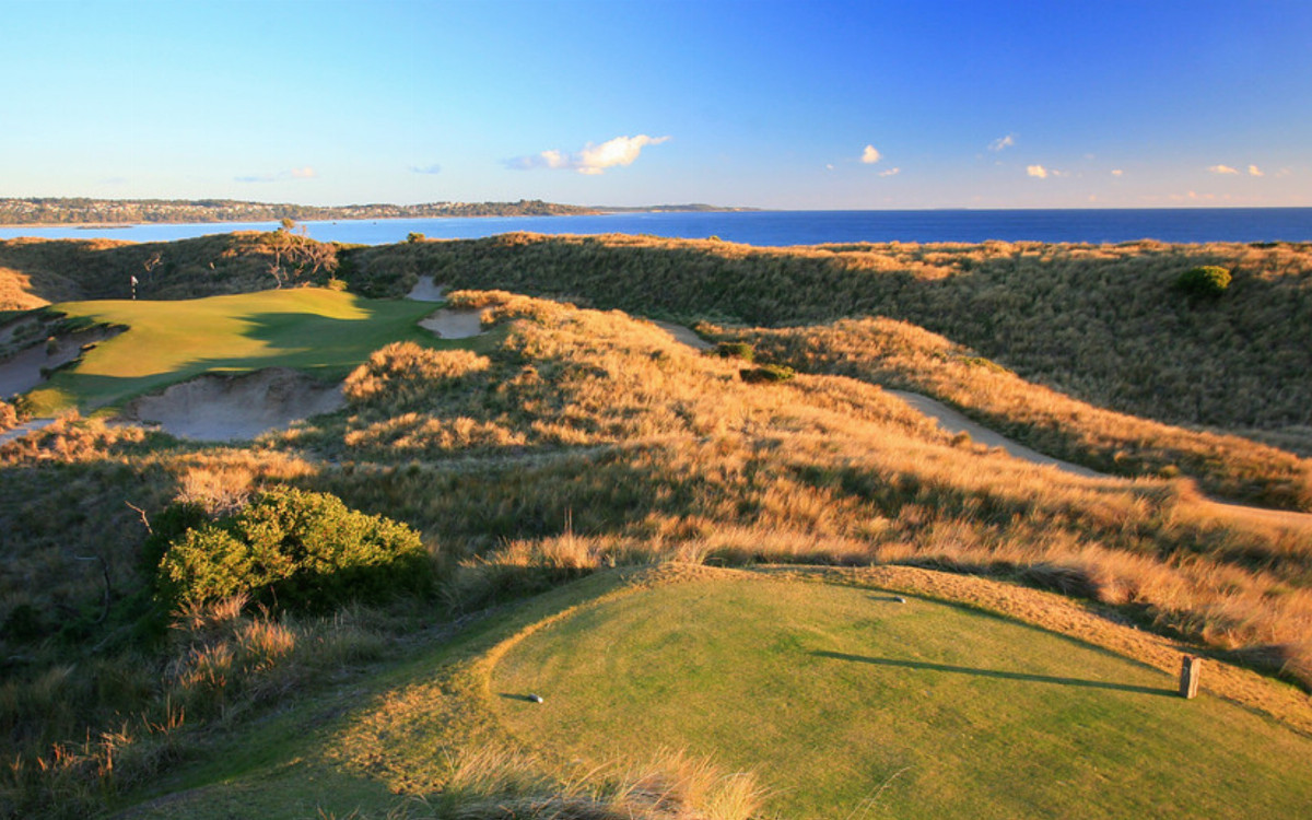Barnbougle Dunes by Gary Lisbon