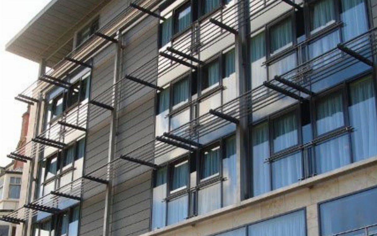 Vincent Hotel - Exterior