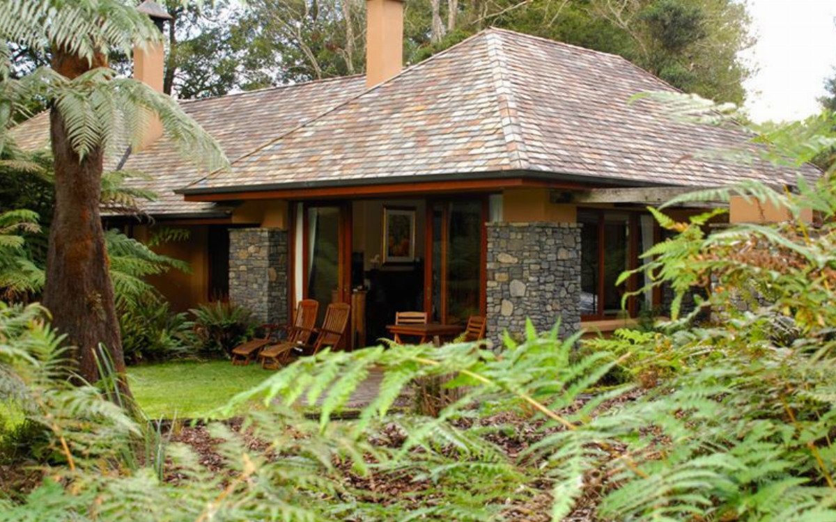 Treetops Lodge & Estate