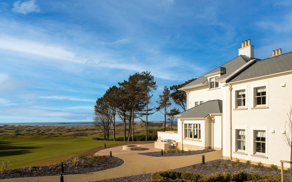 Dunluce Lodge - Exterior