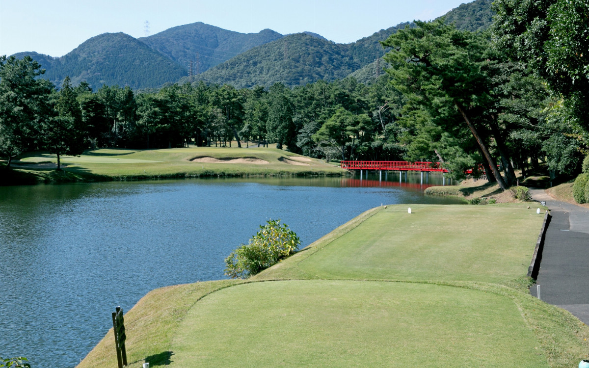 Moji Golf Club