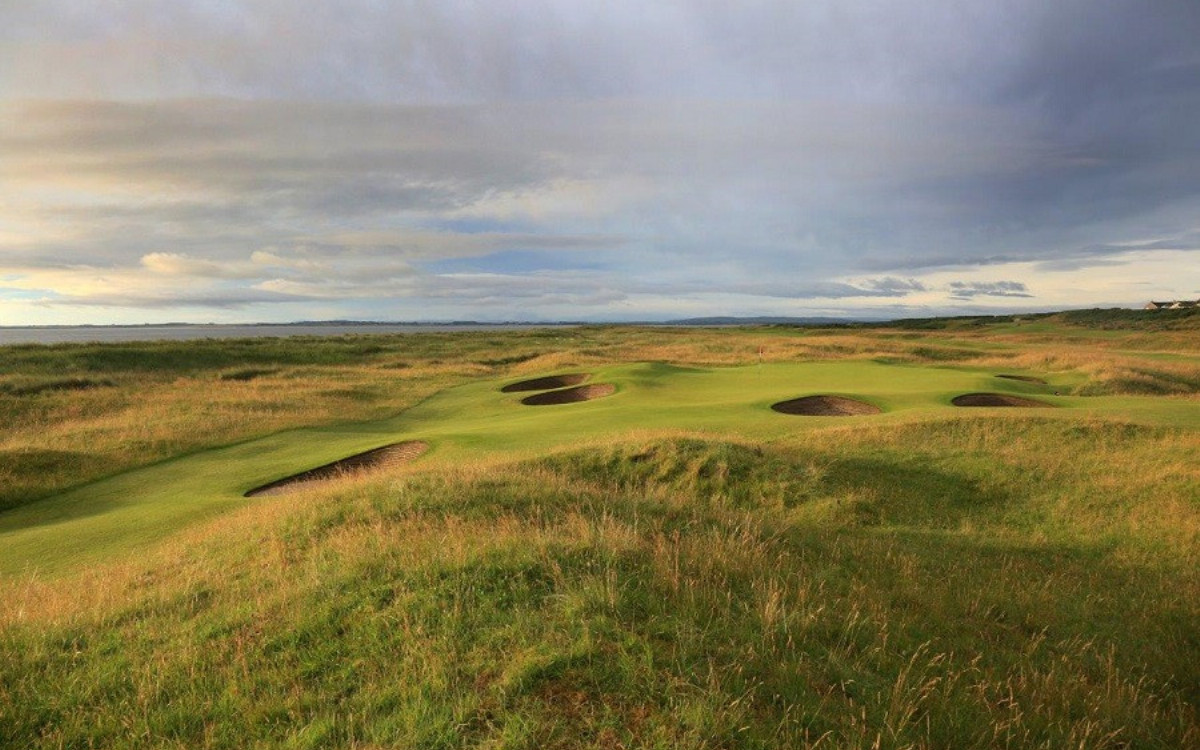 Royal Dornoch by Gary Lisbon
