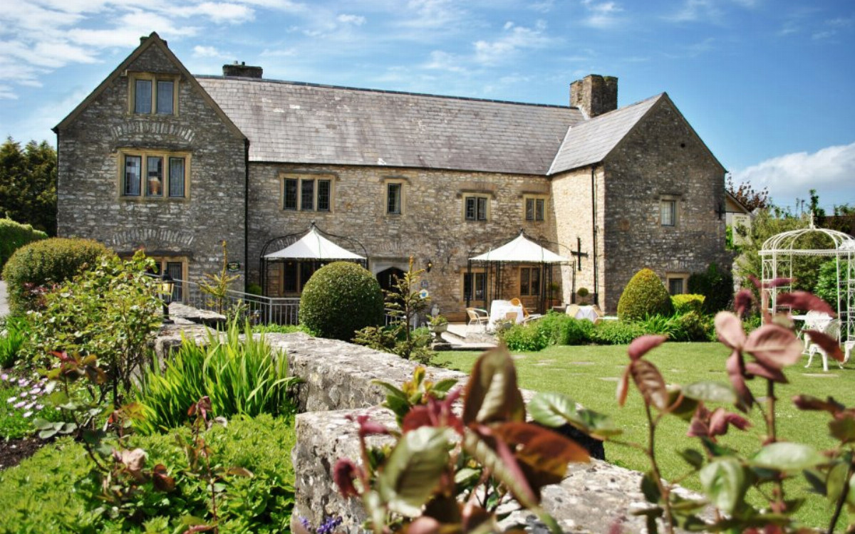 The Great House Hotel - exterior