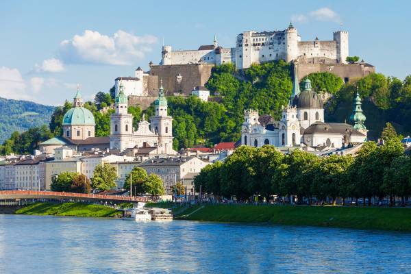 European Danube River Golf Cruises PerryGolf + Tauck